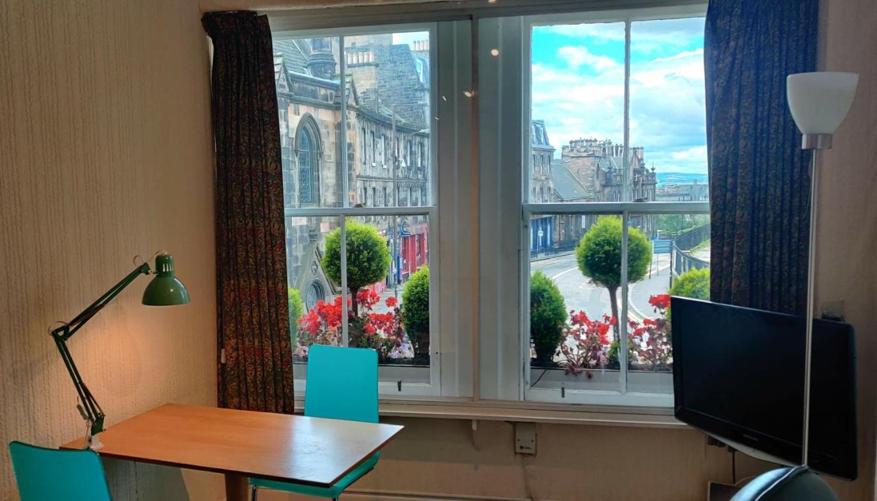 Royal Mile Apartment, 1 Minute From The Castle. Edinburgh Ngoại thất bức ảnh